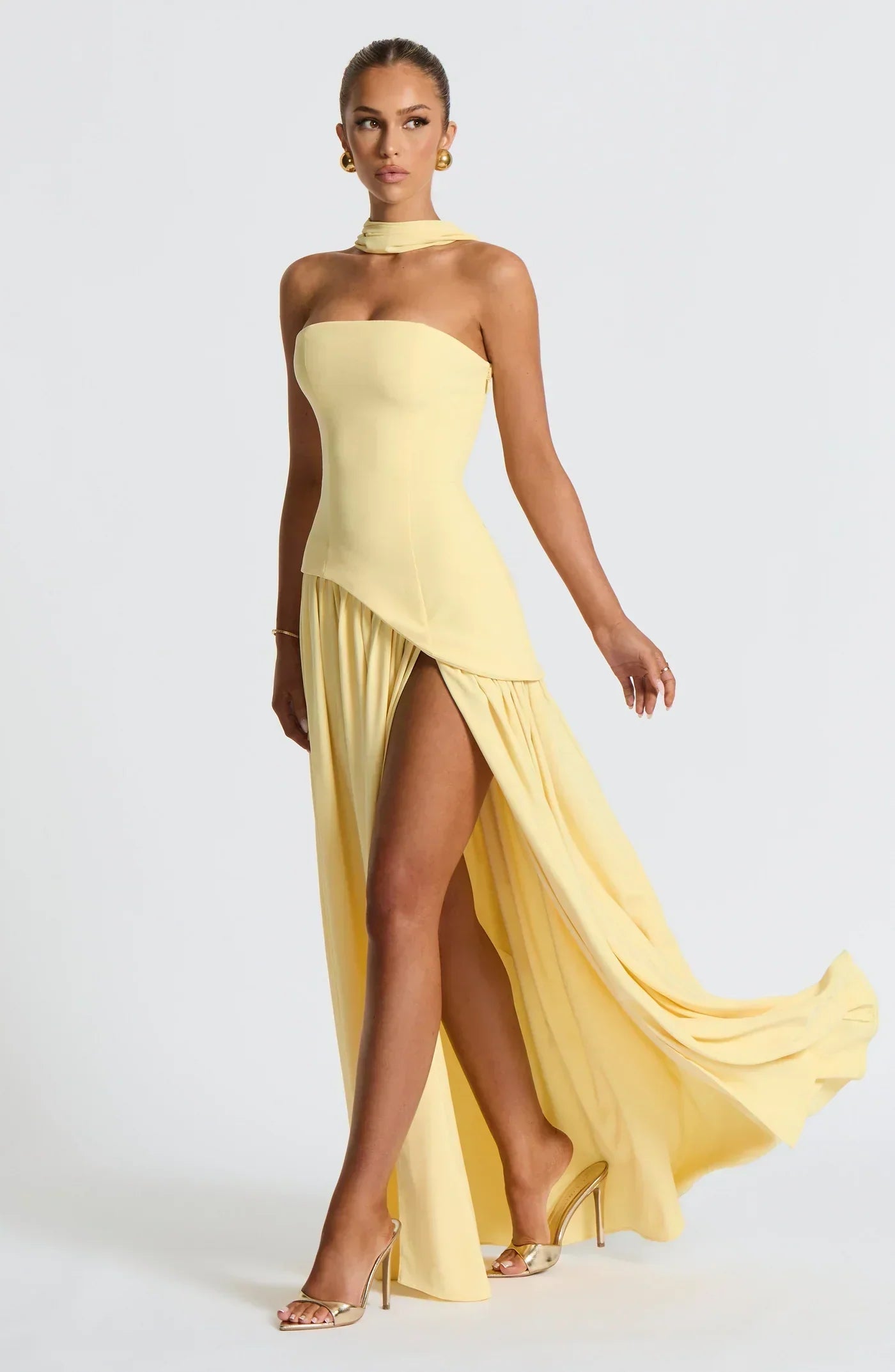 Mia – Sculptural Dress